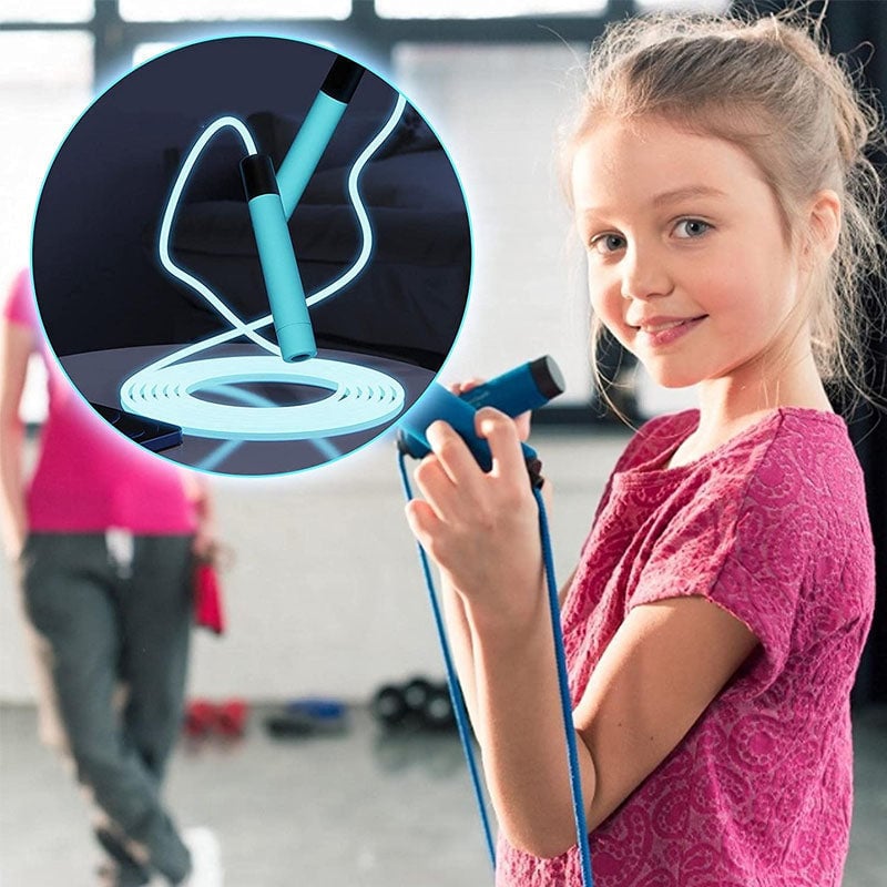 GlowRope™ – LED-beleuchtetes Springseil für ein Training mit Stil